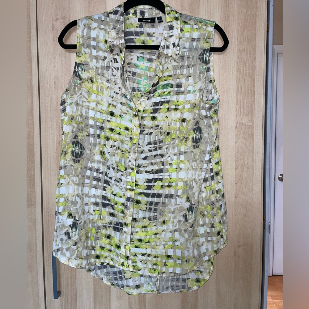 Apt 9 Beige, Yellow, Green & Black button up tank. Size Medium.